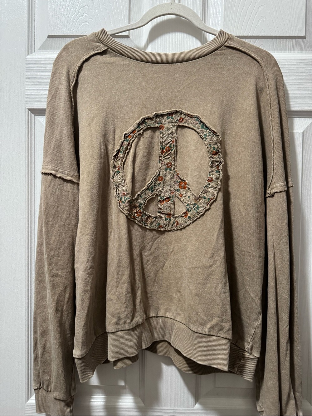easel Neutral Beige Pullover Sweatshirt with Peace Sign Applique